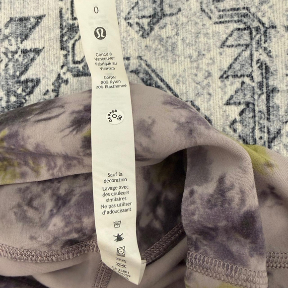 Lululemon Align HR Radial in Tie Dye Mauve Grey - Size 0 - Picture 6 of 6